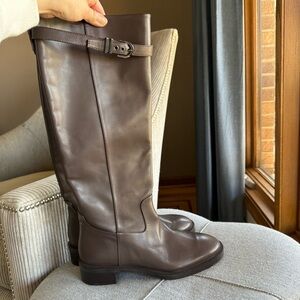 listing-status-banner